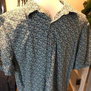 Perry Ellis XL Casual Button Down